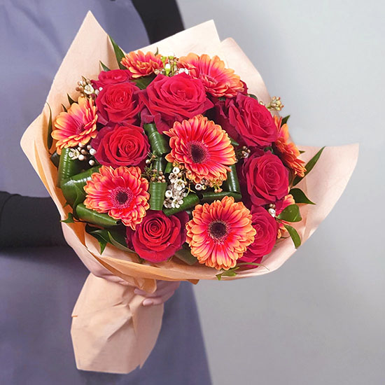 Rozsa-gerbera-csokor